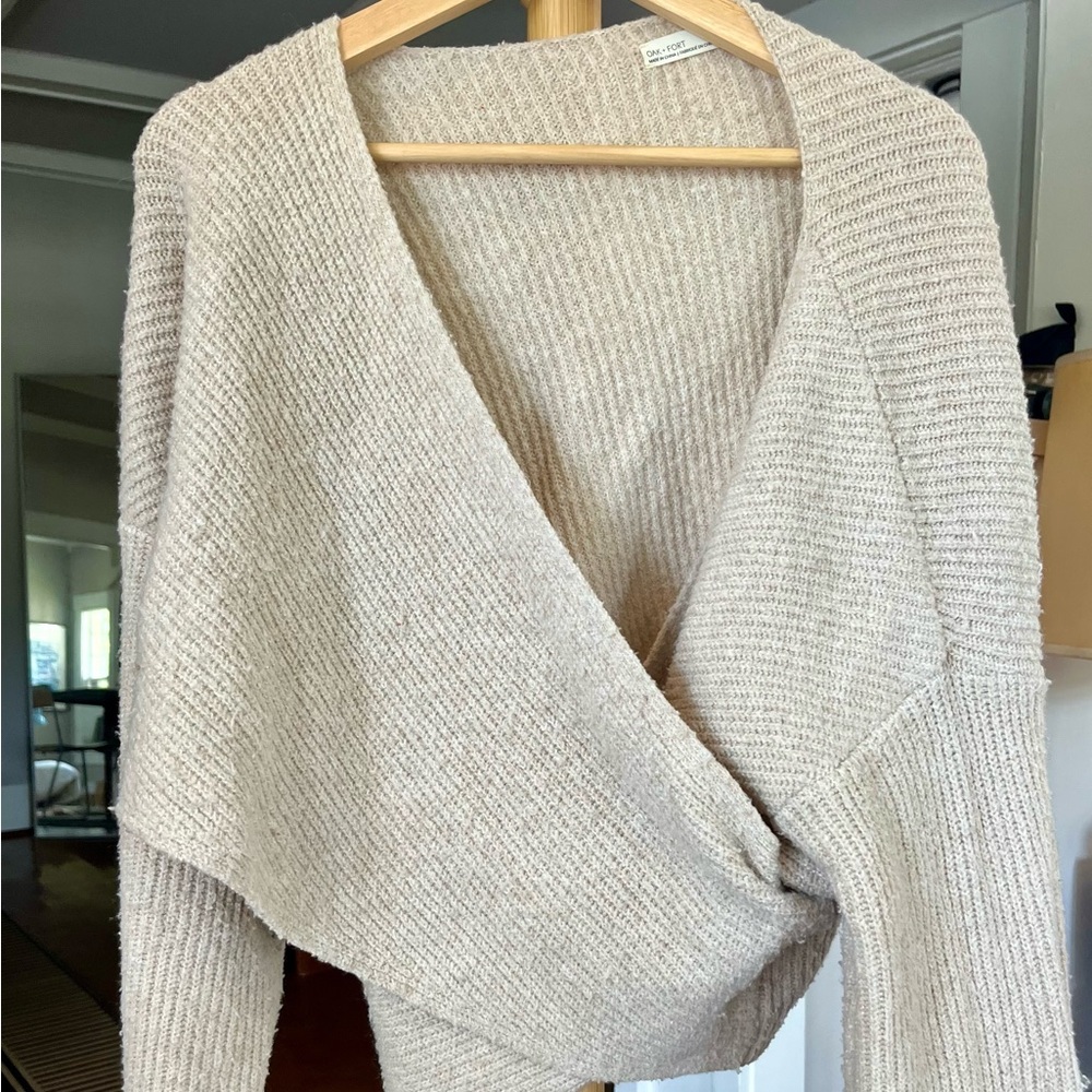 OAK + FORT Cream V-Neck Sweater
